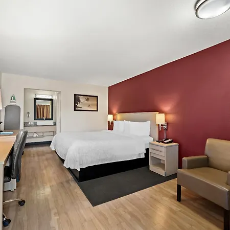 Red Roof Inn Plus+ & Suites Naples Downtown-5Th Ave S Exterior foto